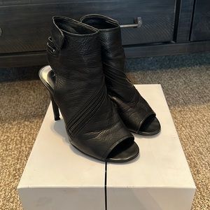 Dolce Vita Hal black leather heel